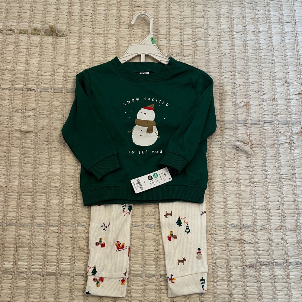 Winter Holiday outfit size 18M